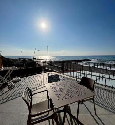 Riva Ligure Apartment | Chéry Holiday Home