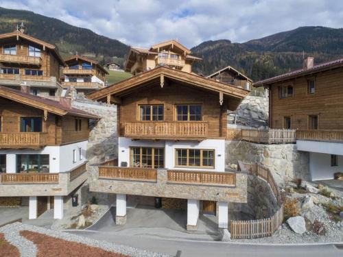 Schonbach Ski Chalet | Chalet Stay near Krimml Waterfalls