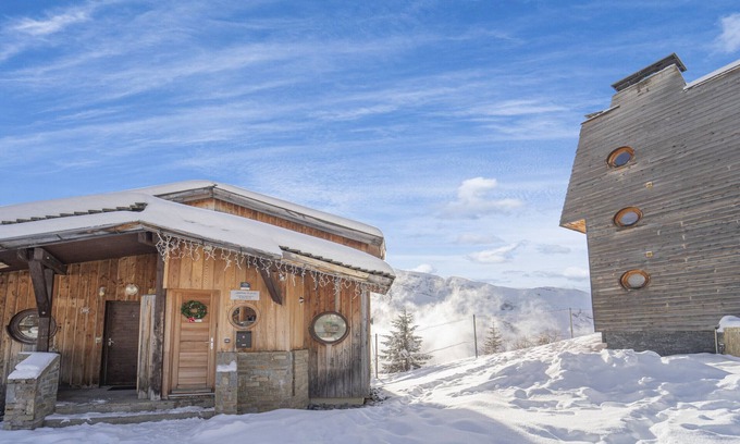 Avoriaz Ski Chalet | Chalet Ardoisière - Luxury 4 bed ski chalet by Avoriaz Chalets