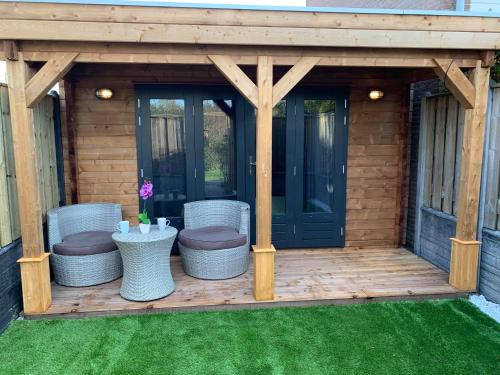 Uitgeest Bed & Breakfast | Chalet - B&B de Koog
