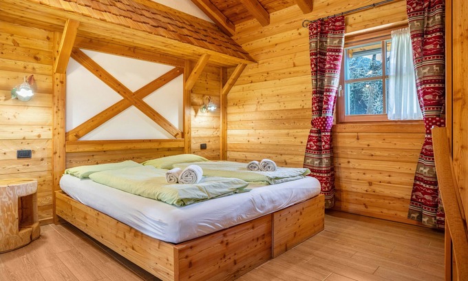 Sant'Antonio di Mavignola Ski Chalet | Chalet 'Camping Faè' with Mountain View, Private Terrace and Wi-Fi