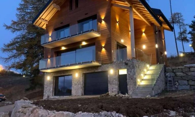 La Joue du Loup Ski Chalet | Chalet de Luxe with sauna chezpapou