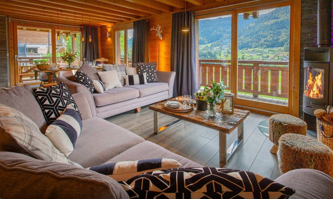 Saint-Jean-dʼAulps Ski Chalet | Chalet de Nantaux - Morzine family stay 8p with spa & sauna - OVO Network