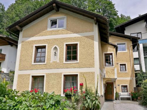 Zell am See Ski Chalet | Chalet Dr-Steiner by Interhome