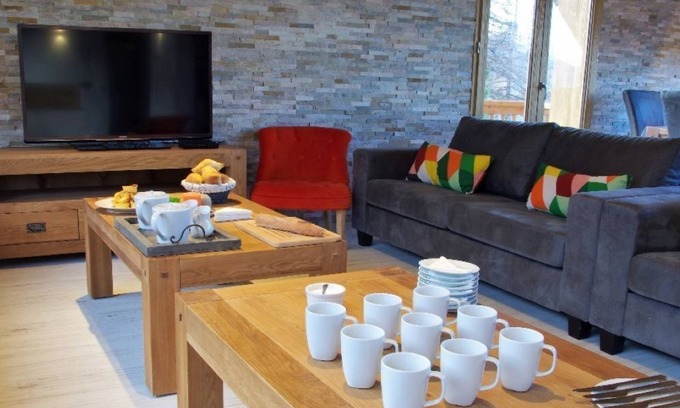 Plangagnant Ski Chalet | Chalet Edelweiss