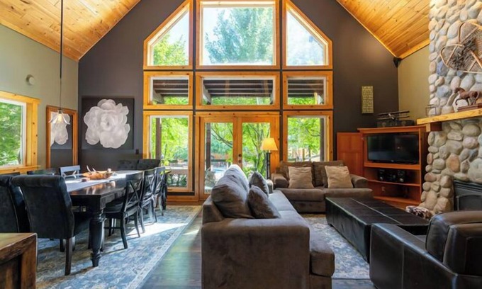 Leavenworth Ski Chalet | Chalet @ Icicle Creek - Free night promo, please read promo in full below*