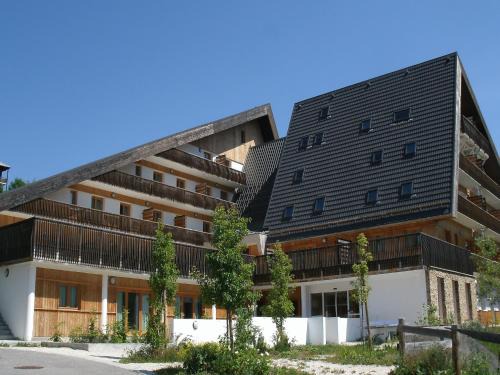 Gresse-en-Vercors Apartment | Chalet in Gresse-en-Vercors near Ski Slopes