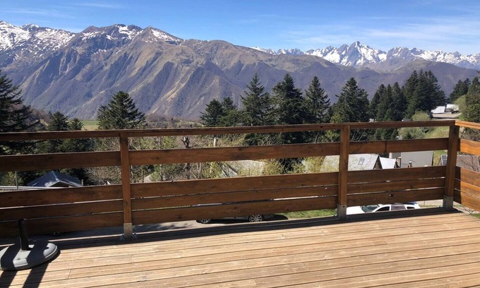 Ustou Ski Chalet | Chalet in the heart of the guzet neige resort with panoramic view