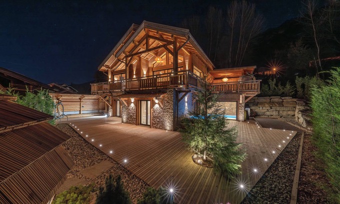 Forville Ski Chalet | CHALET JERI 12Pers Swimming pool Jacuzzi Sauna ! South-facing chalet in Serre Chevalier