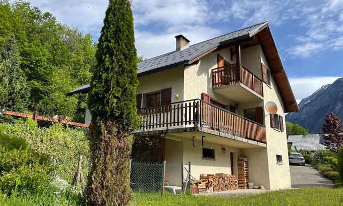 Allemond House | Chalet L Etend d Art, Explore Oisans