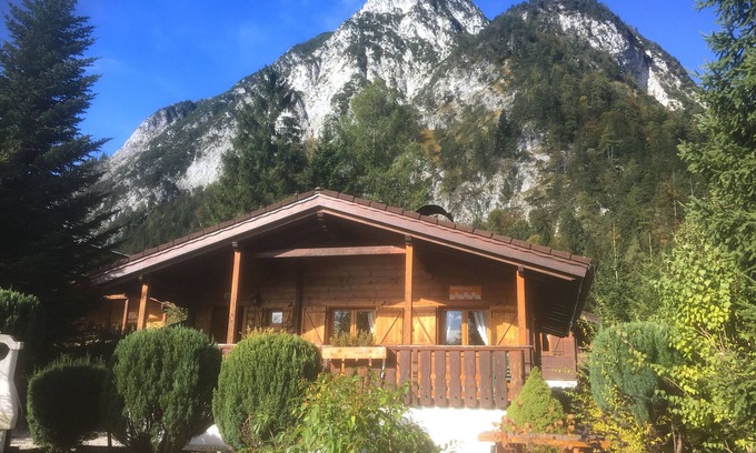 Schwaz Ski Chalet | Chalet located in Tyrolean style, beautifully situated near the Achensee!