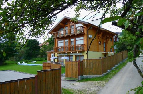 Yaremche Hotel | Chalet Mont Blanc