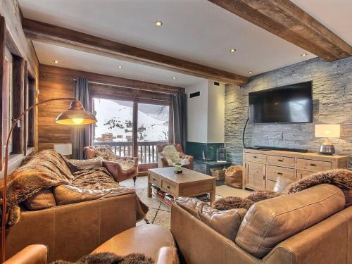 Plagne Centre Ski Chalet | Chalet rénové au pied des pistes avec balcon et cheminée - FR-1-455-231