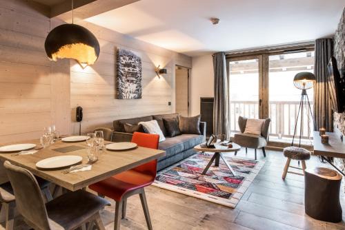 Val-d'Isere Apartment | Chalet Skadi - Village Montana