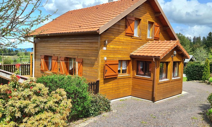 Anould Ski Chalet | Chalet sleeps 6, unobstructed view, quiet location, 10 minutes from Gerardmer