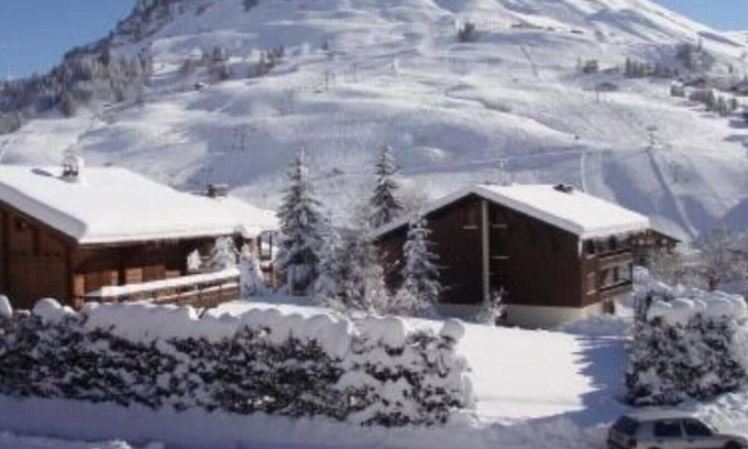 Le Grand-Bornand Apartment | Chalet 'sur l'Alpe' 2