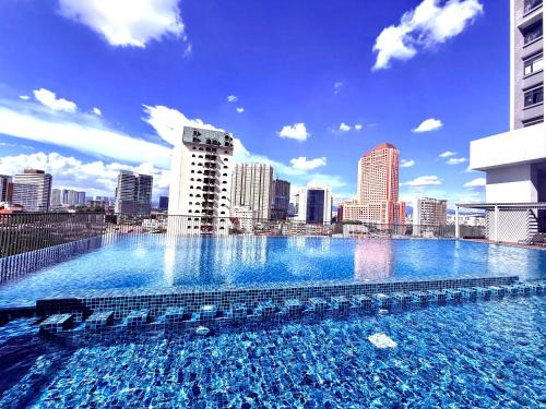 Kuala Lumpur City Centre Apartment | Chamber Suites KLCC by EZ Home