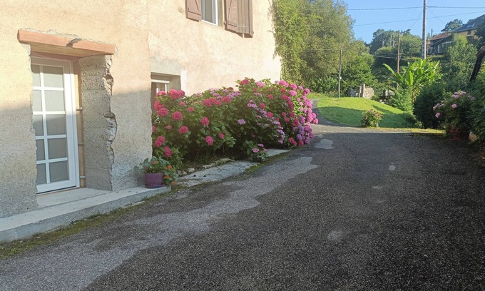 Chein-Dessus Bed & Breakfast | Chambre au Calme et Totalement Indépendante de la Maison Principale