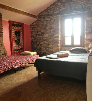 Saint Sever House | Chambre chez l'habitant Corail cuisine et sdb partagées
