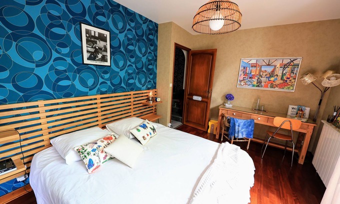 Lacrouzette Bed & Breakfast | Chambre d'hôtes À L'École Buissonnière
