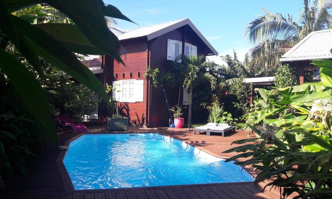 Saint-Joseph House | chambre d' hôte village sauvage