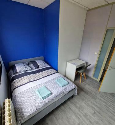 Barriere de Paris Apartment | Chambre Privée dans appartement partagé BLEU