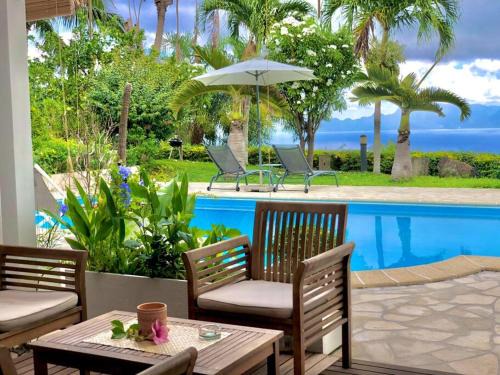 Punaauia Apartment | Chambre totalement équipée avec vue imprenable!