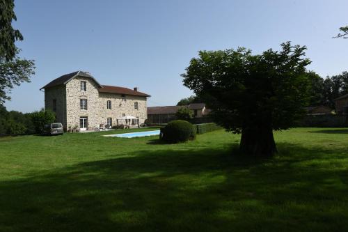 Saint-Leonard-de-Noblat Bed & Breakfast | Chambres d'hôtes La Babinerie