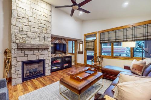 Steamboat Springs Apartment | Champagne Lodge 3208