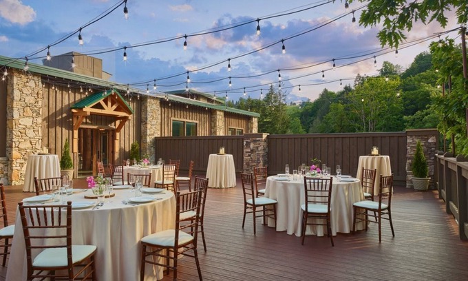 Seven Springs Apartment | Champion Hotel | King Tower Room + Tower Side
