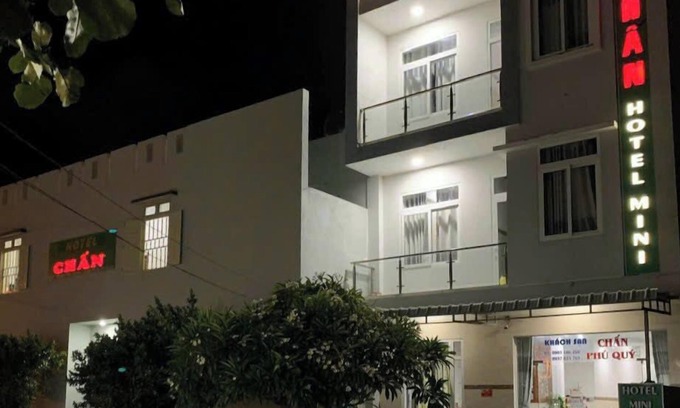 Phu Quy Hotel | Chan Hotel Phu Quy