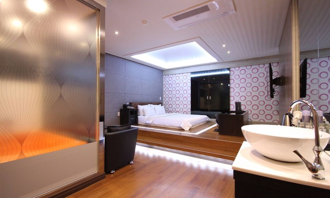 Masan Hotel | Changwon Masan Hapseongdong WA