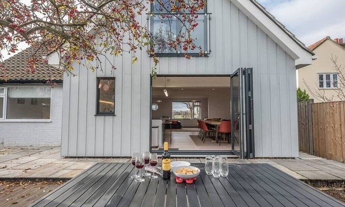 Martlesham Heath House | Chapel House, Alderton