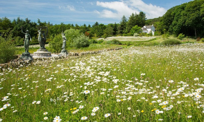 Kirkcudbright Cottage | Characterful stone cottage in its own fully enclosed garden. No neighbours!