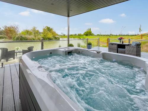Louth Apartment | Charlies Cabin - Uk49906