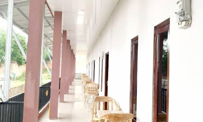 Labuan Bajo House | Charlitoz Homestay