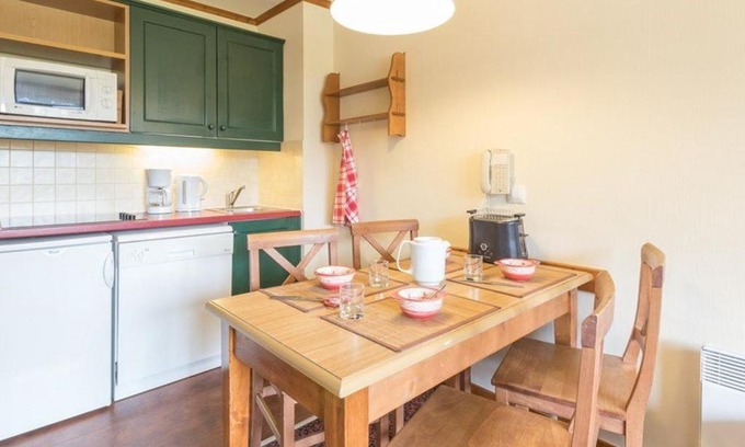 La Salle-les-Alpes Apartment | Charmant 2 pièces au cœur de La Salle-les-Alpes, proche télécabines et commerces, 4 couchages - FR-1-330F-45