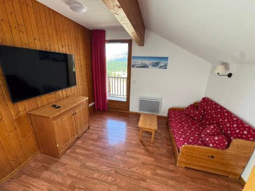 Saint-Etienne-en-Devoluy Apartment | Charmant 2 pièces pour 4 pers. avec balcon et accès piscine, à 300m des pistes - Superdévoluy - FR-1-504-530