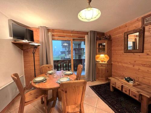 Meribel Village Apartment | Charmant 3 pièces pour 5 pers. à Méribel Village, proche pistes et commerces - FR-1-180-605