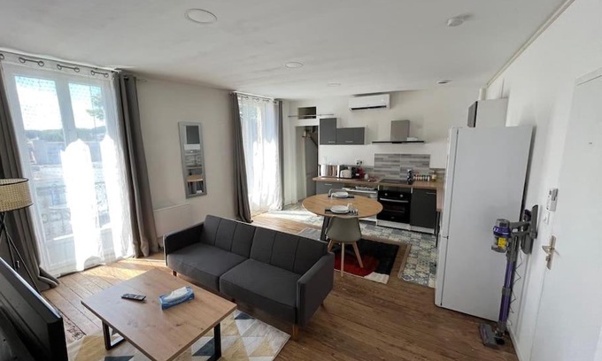 Perigueux Apartment | Charmant appartement avec balcon proche du centre.
