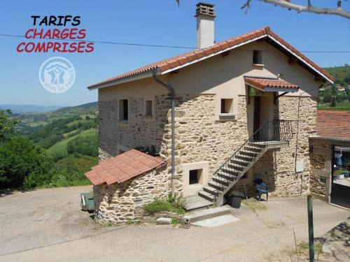 La Valla-en-Gier House | Charmant gîte avec jardin et wifi au cœur du Parc Naturel du Pilat, proche de Saint-Étienne - FR-1-496-103