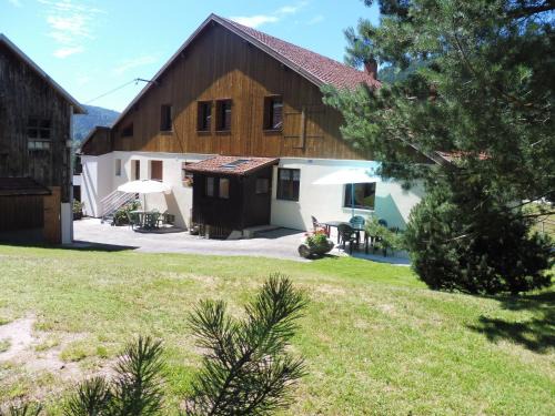 La Bresse House | Charmant Gîte avec Garage et Local Vélos au Pied des Pistes de La Bresse - FR-1-589-127