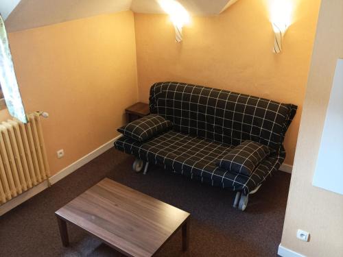 Jausiers Apartment | Charmant T2 dans un château à Jausiers, piscine et sauna, idéal pour 4 personnes - FR-1-165B-42