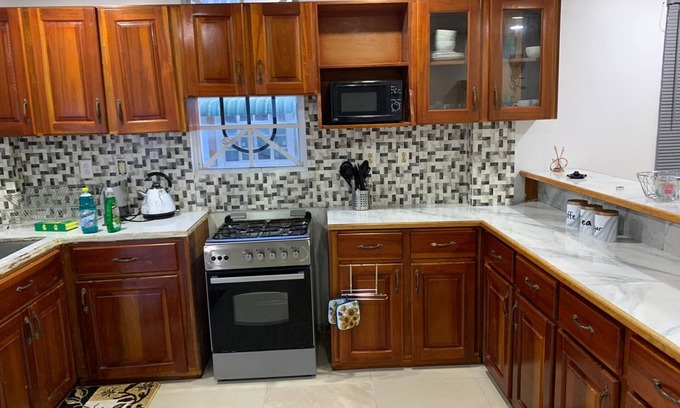 Georgetown House | Charming 1-bed House in Georgetown