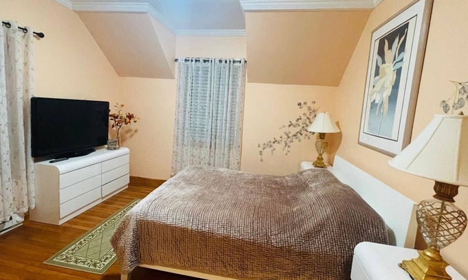 Carmel Apartment | Charming 1-bedroom apartment in Carmel with WiFi, AC