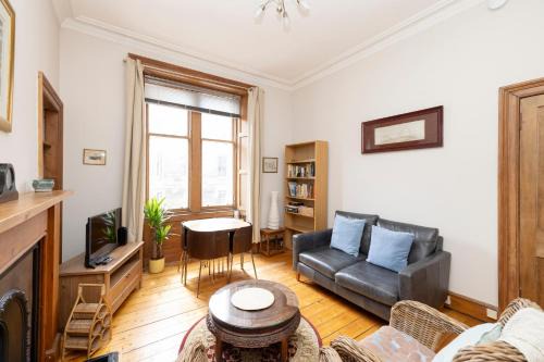 Stockbridge Apartment | Charming 1-Bedroom Edinburgh City Getaway