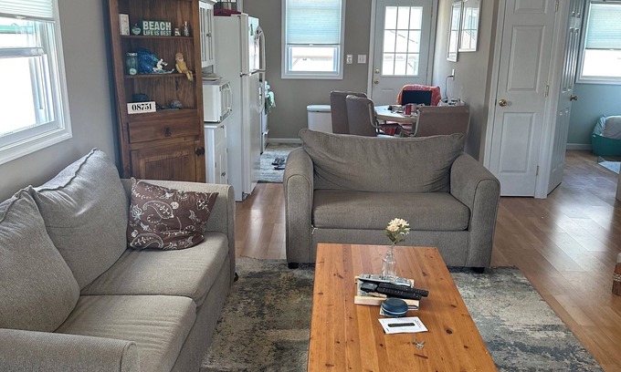 Ortley Beach House | Charming 2-bedroom bungalow in Ortley Beach with WiFi, AC