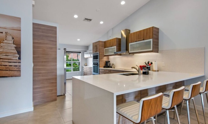 North Naples Villa | Charming 2 Bedroom+Den Villa in Naples, Florida