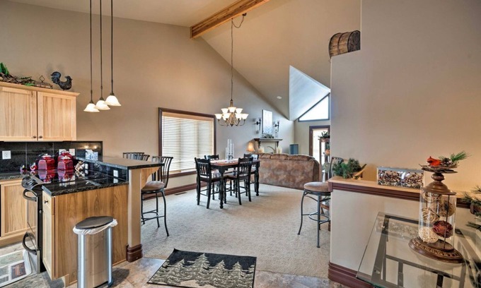 Red Lodge House | Charming 2-bedroom family-friendly home nearby many main attractions