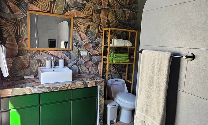 Parrita House | Charming 2-bedroom house with WiFi, AC in serene Parrita